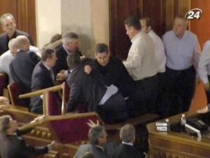 БЮТ підтвердив госпіталізацію ще одного депутата БЮТ підтвердив госпіталізацію ще одного депутата