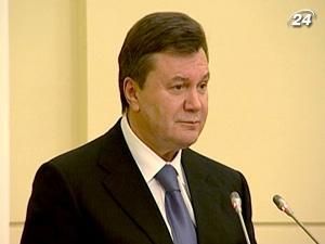 Янукович порадив депутатам "окультуритись"