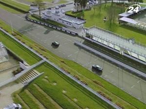 "McLaren" повернеться у Серію FIA GT у 2012 році