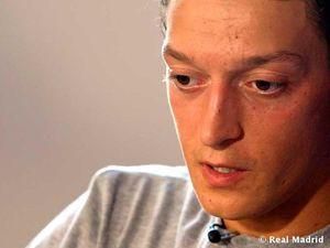 Месут Озіл: Ми можемо грати разом з Кака Месут Озіл: Ми можемо грати разом з Кака