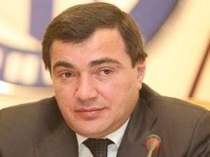 Донецький "Металург" проведе збір з "Бананцом" Донецький "Металург" проведе збір з "Бананцом"