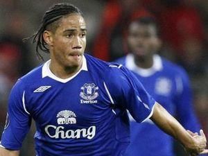 Пінаар не хоче залишатися в "Евертоні" Пінаар не хоче залишатися в "Евертоні"