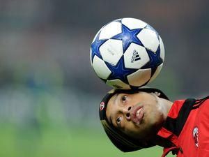 Роналдінью взимку залишить "Мілан"? Роналдінью взимку залишить "Мілан"?