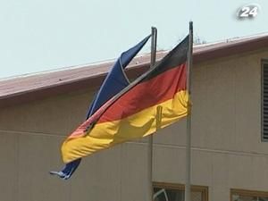 Співробітників посольств ФРН запідозрили у торгівлі візами Співробітників посольств ФРН запідозрили у торгівлі візами