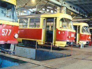 У Харкові зупинились трамваї і тролейбуси У Харкові зупинились трамваї і тролейбуси