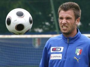 Кассано поділиться на трьох Кассано поділиться на трьох