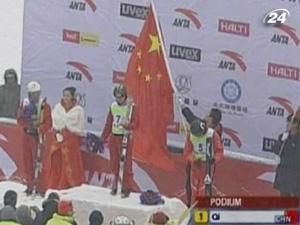 Китайці розбили суперників на домашньому етапі Кубка Світу з лижного фристайлу
