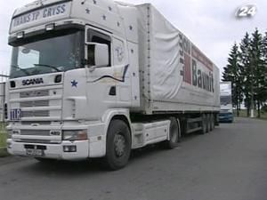 Державна митна служба поділить підприємства на "чорні" та "білі" Державна митна служба поділить підприємства на "чорні" та "білі"