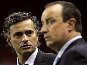 Моурінью: Бенітес розвалив команду Моурінью: Бенітес розвалив команду