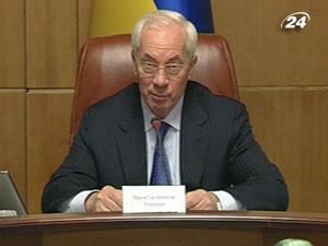 Азаров: Ми людям чесно говоримо, що чудес не обіцяємо Азаров: Ми людям чесно говоримо, що чудес не обіцяємо