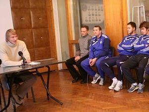 Андрія Гусіна представли команді Андрія Гусіна представли команді