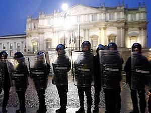 У Римі перевірять всі посольства на вибухівку У Римі перевірять всі посольства на вибухівку