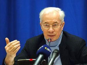 Азаров не хоче закривати для українців кіпрські офшори Азаров не хоче закривати для українців кіпрські офшори