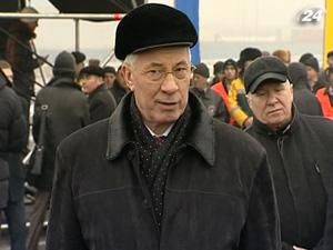 Азаров: Україна не буде односторонньо денонсувати угоду з Кіпром Азаров: Україна не буде односторонньо денонсувати угоду з Кіпром