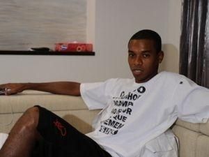 Фернандіньйо хоче повернутись до матчів з "Ромою" Фернандіньйо хоче повернутись до матчів з "Ромою"