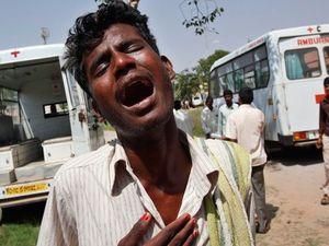 В Індії внаслідок ДТП загинули понад 30 осіб В Індії внаслідок ДТП загинули понад 30 осіб