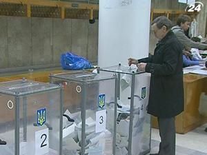 В 20 регіонах проводиться повторне голосування на місцевих виборах В 20 регіонах проводиться повторне голосування на місцевих виборах