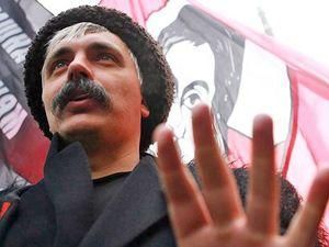 Корчинський: Поставити владу на місце можна лишень радикальним протестом Корчинський: Поставити владу на місце можна лишень радикальним протестом