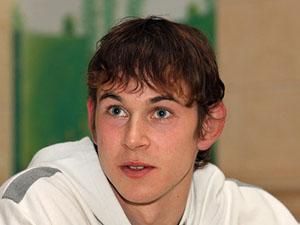 Шуст підписав контракт із “Іллічівцем” Шуст підписав контракт із “Іллічівцем”