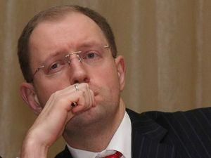 Яценюк: Влада приватизувала Нацбанк Яценюк: Влада приватизувала Нацбанк