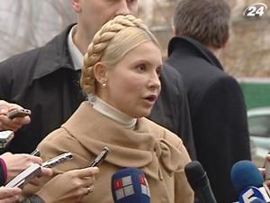 Юлію Тимошенко нині знову викликали на допит Юлію Тимошенко нині знову викликали на допит