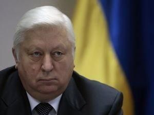 Тимошенко хоче, щоб Пшонка зайнявся вертолітним майданчиком Януковича Тимошенко хоче, щоб Пшонка зайнявся вертолітним майданчиком Януковича