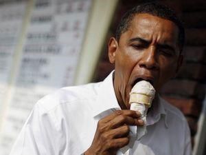 Президент США показує приклад усім американцям Президент США показує приклад усім американцям