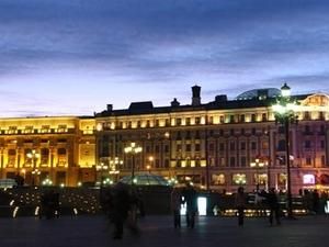 ЗМІ: У центрі Москви затримали більше 250 людей