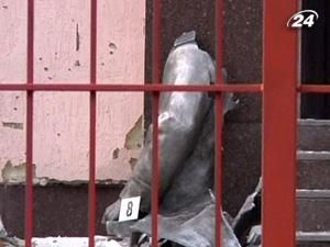 У Запоріжжі підірвали пам'ятник Сталіну У Запоріжжі підірвали пам'ятник Сталіну