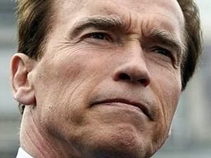 Арнольд Шварценеггер покинув пост губернатора Каліфорнії Арнольд Шварценеггер покинув пост губернатора Каліфорнії