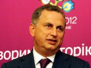 Колесніков розповів, скільки матчів Євро-2012 зможуть відвідати українці Колесніков розповів, скільки матчів Євро-2012 зможуть відвідати українці