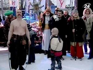 У Мамаєвій Слободі Різдво відзначили з національним колоритом У Мамаєвій Слободі Різдво відзначили з національним колоритом