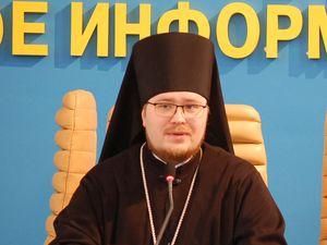 Священик УПЦКП погрожує самоспаленням, якщо його храм віддадуть Москві