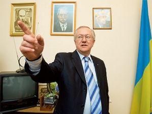 Тарасюк: ЄС може заборонити в'їзд українським чиновникам Тарасюк: ЄС може заборонити в'їзд українським чиновникам