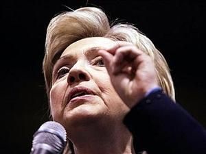 Клінтон: Аль-Каїда однаково загрожує і США, і Ємену Клінтон: Аль-Каїда однаково загрожує і США, і Ємену