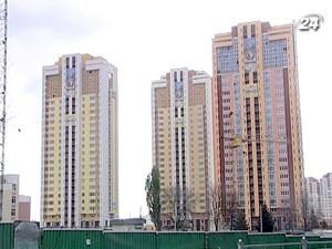 Власники квартир хочуть документи на прибудинкову територію Власники квартир хочуть документи на прибудинкову територію