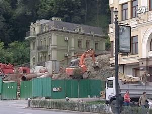 Кияни знову протестують проти знищення "обличчя" міста Кияни знову протестують проти знищення "обличчя" міста