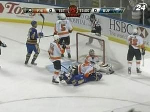 "Філадельфія" у гостьовому матчі переграла "Баффало" "Філадельфія" у гостьовому матчі переграла "Баффало"