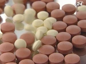 Вітаміни забезпечують в організмі необхідні для життя процеси Вітаміни забезпечують в організмі необхідні для життя процеси