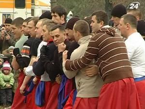 Козаки визначали найсильніших у змаганнях лава на лаву