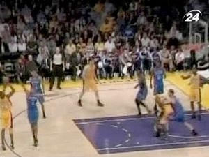 "Лос-Анджелес Лейкерс" перемогли команду Дюранта "Лос-Анджелес Лейкерс" перемогли команду Дюранта