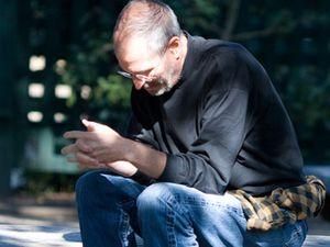 Акції Apple впали після заяви Стіва Джобса Акції Apple впали після заяви Стіва Джобса