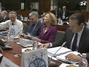Міністри фінансів ЄС обговорюють збільшення антикризового фонду Міністри фінансів ЄС обговорюють збільшення антикризового фонду