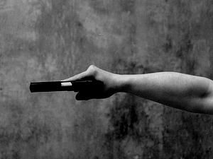 Кіровоград: під час затримання міліціонер розстріляв підозрюваного Кіровоград: під час затримання міліціонер розстріляв підозрюваного