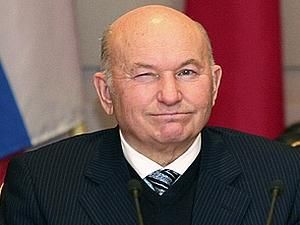 ЗМІ: Лужков хоче отримати право на проживання в Австрії ЗМІ: Лужков хоче отримати право на проживання в Австрії