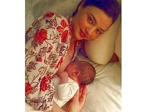 Орландо Блум і Міранда Керр показали світу свою дитину Орландо Блум і Міранда Керр показали світу свою дитину