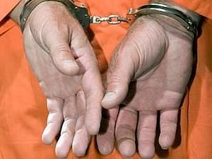 США: грабіжники нюхали прах чоловіка, думаючи, що вживають кокаїн США: грабіжники нюхали прах чоловіка, думаючи, що вживають кокаїн