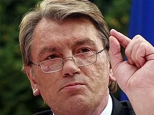 Інцидент: Ющенко зірвався на крик біля Генпрокуратури