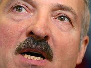 Лукашенко обіцяє багатовекторну зовнішню політику