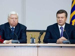 Гриценко: Янукович може звільнити Пшонку через погано приготовану яєчню 